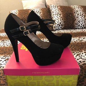 Charlotte Russe Black Platform Heel Sz 9